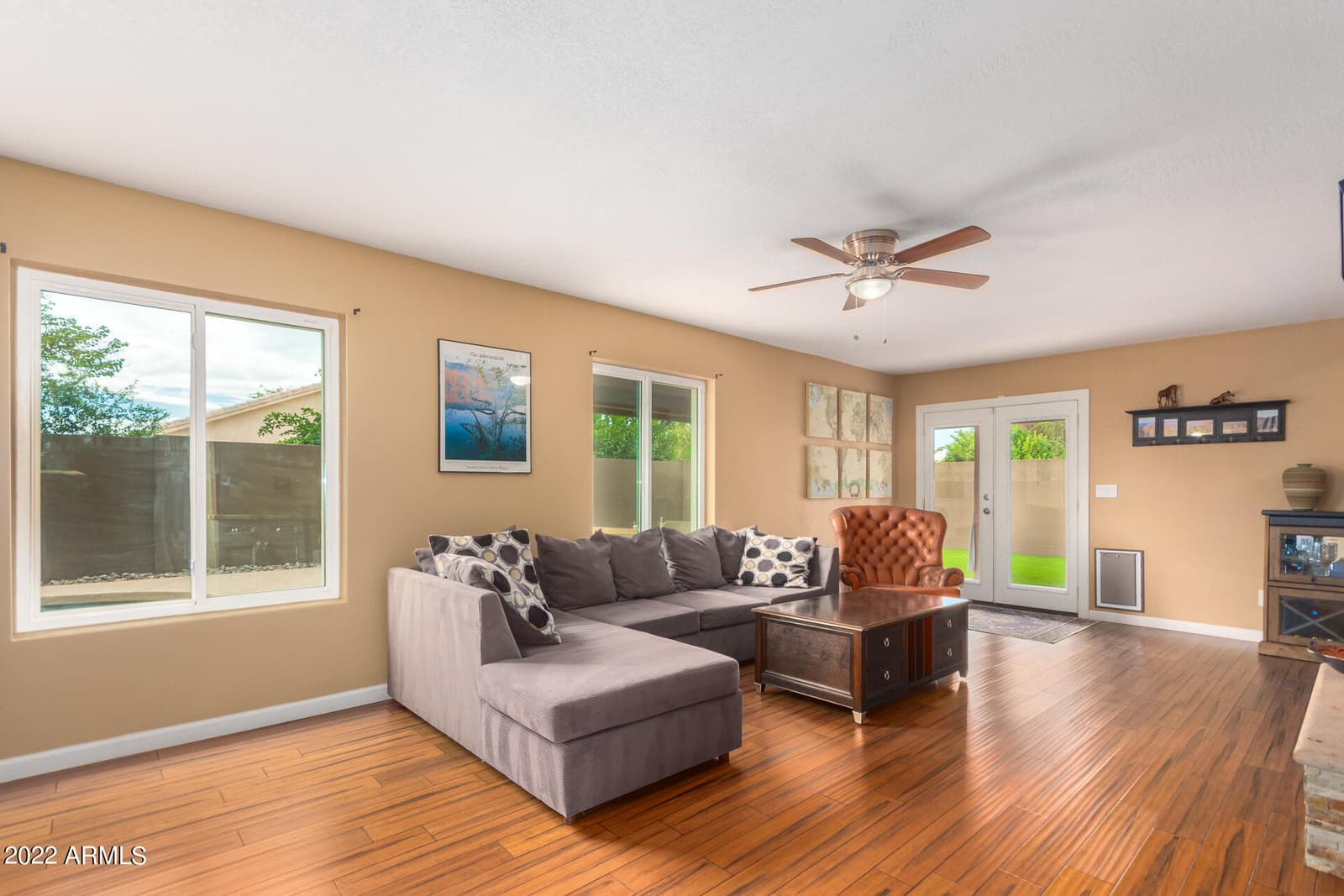 3601 E ROSEMONTE Drive, Phoenix, AZ 85050 — photo 7 of 38
