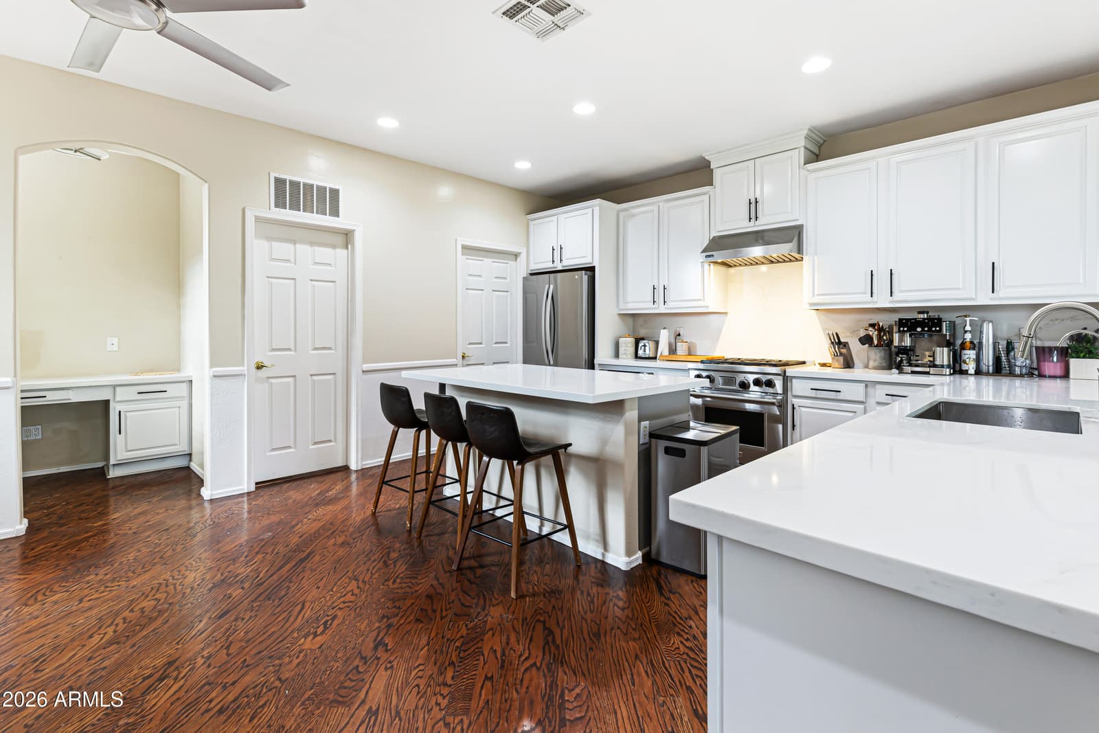 3229 W BUCKHORN Trail, Phoenix, AZ 85083 — photo 21 of 100