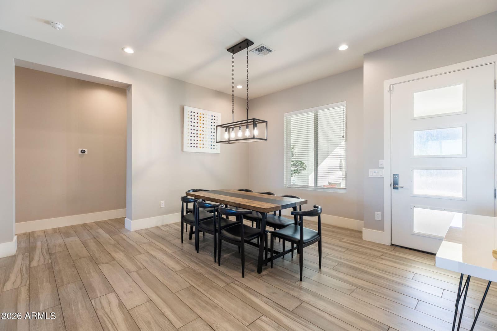 2252 E SOUTH MOUNTAIN Avenue, Phoenix, AZ 85042 — photo 7 of 50