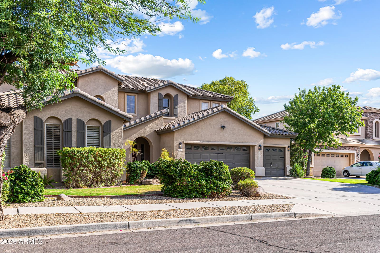 3229 W BUCKHORN Trail, Phoenix, AZ 85083 — photo 4 of 100
