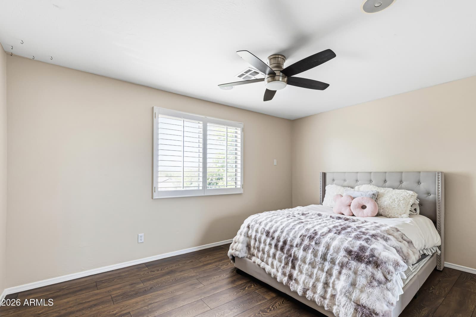 3229 W BUCKHORN Trail, Phoenix, AZ 85083 — photo 54 of 100