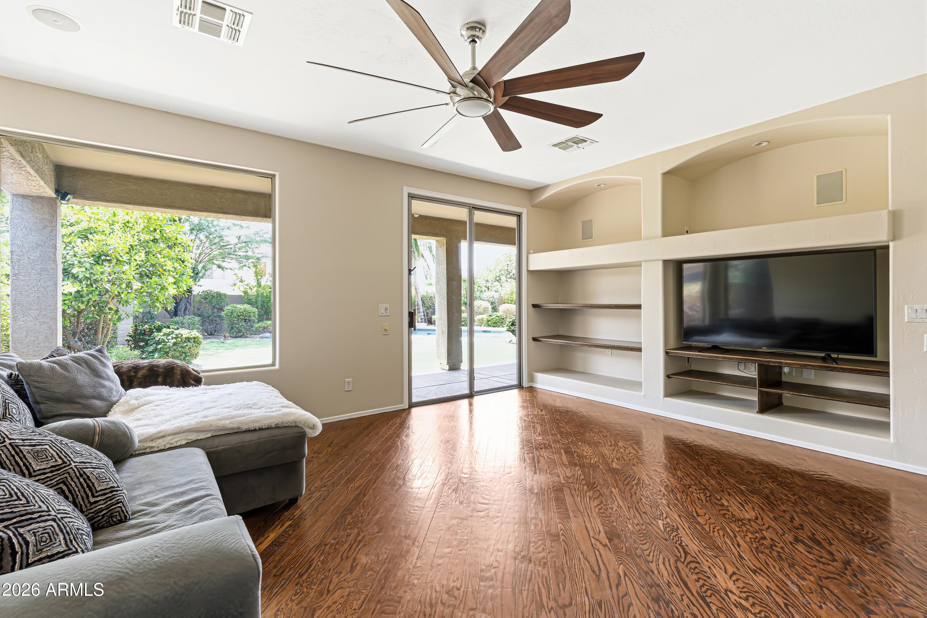 3229 W BUCKHORN Trail, Phoenix, AZ 85083 — photo 16 of 100
