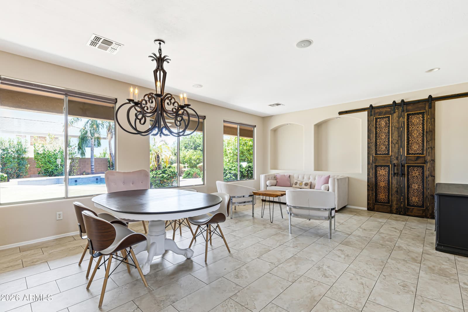3229 W BUCKHORN Trail, Phoenix, AZ 85083 — photo 8 of 100