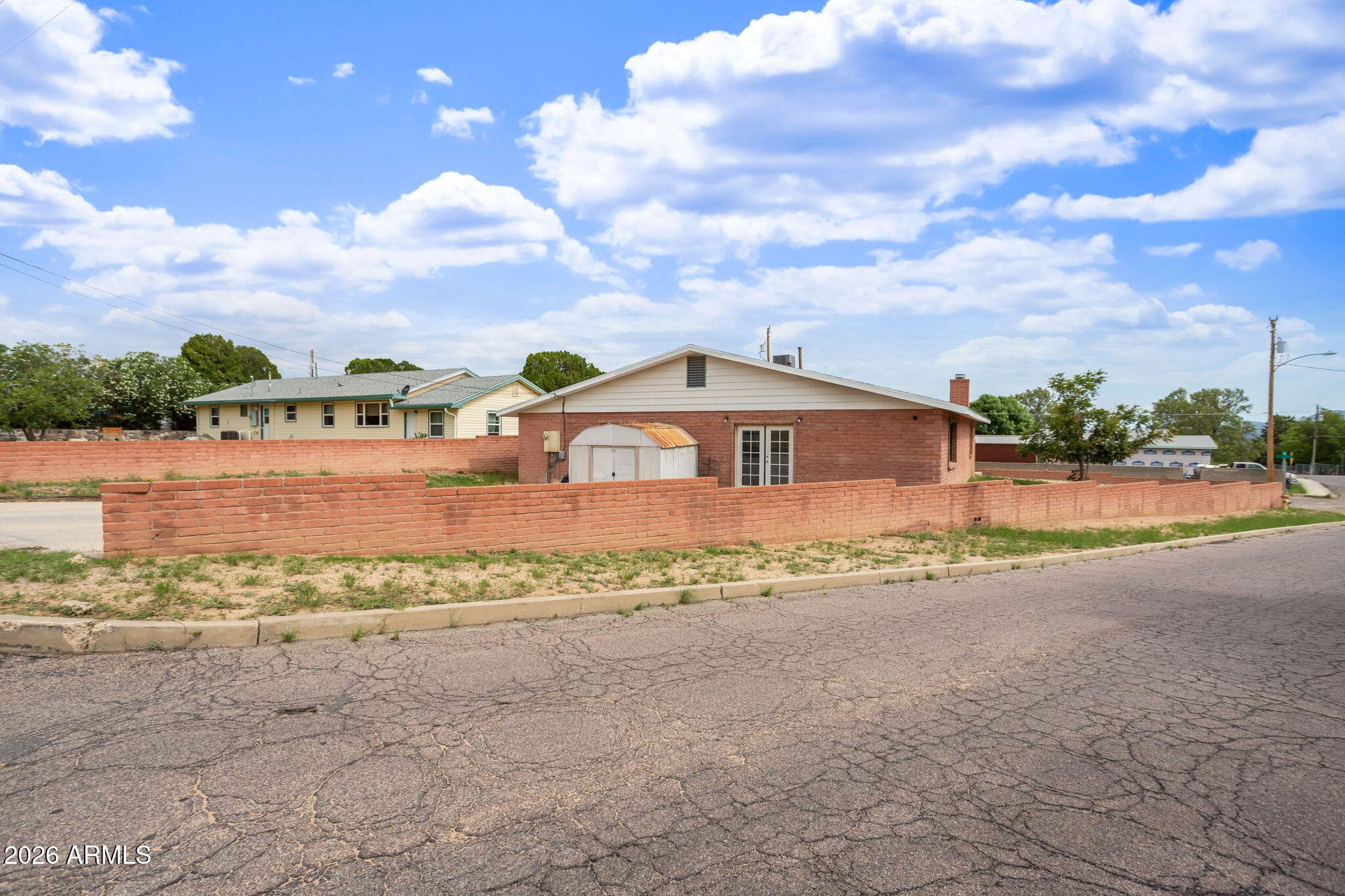 133 W COTTAGE GROVE Avenue, Benson, AZ 85602 — photo 33 of 40