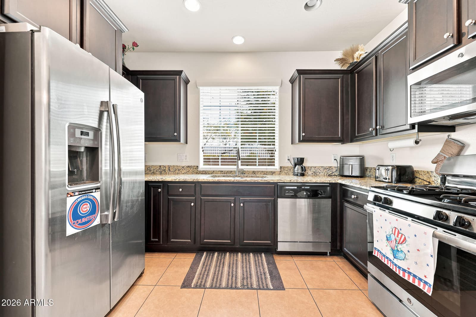 2609 S TOBIN, Mesa, AZ 85209 — photo 4 of 48