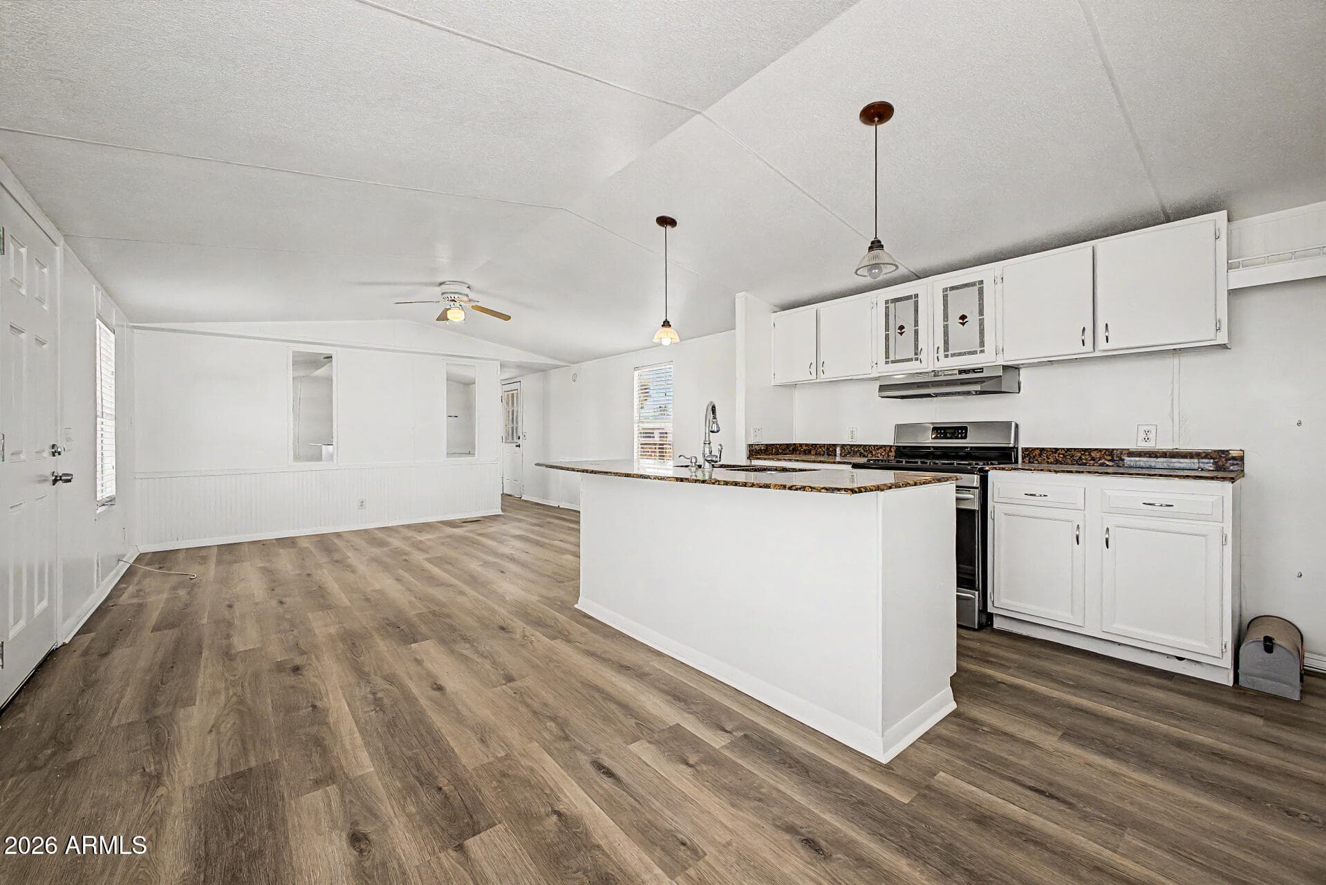 1523 N ETTA Street, Casa Grande, AZ 85122 — photo 1 of 30