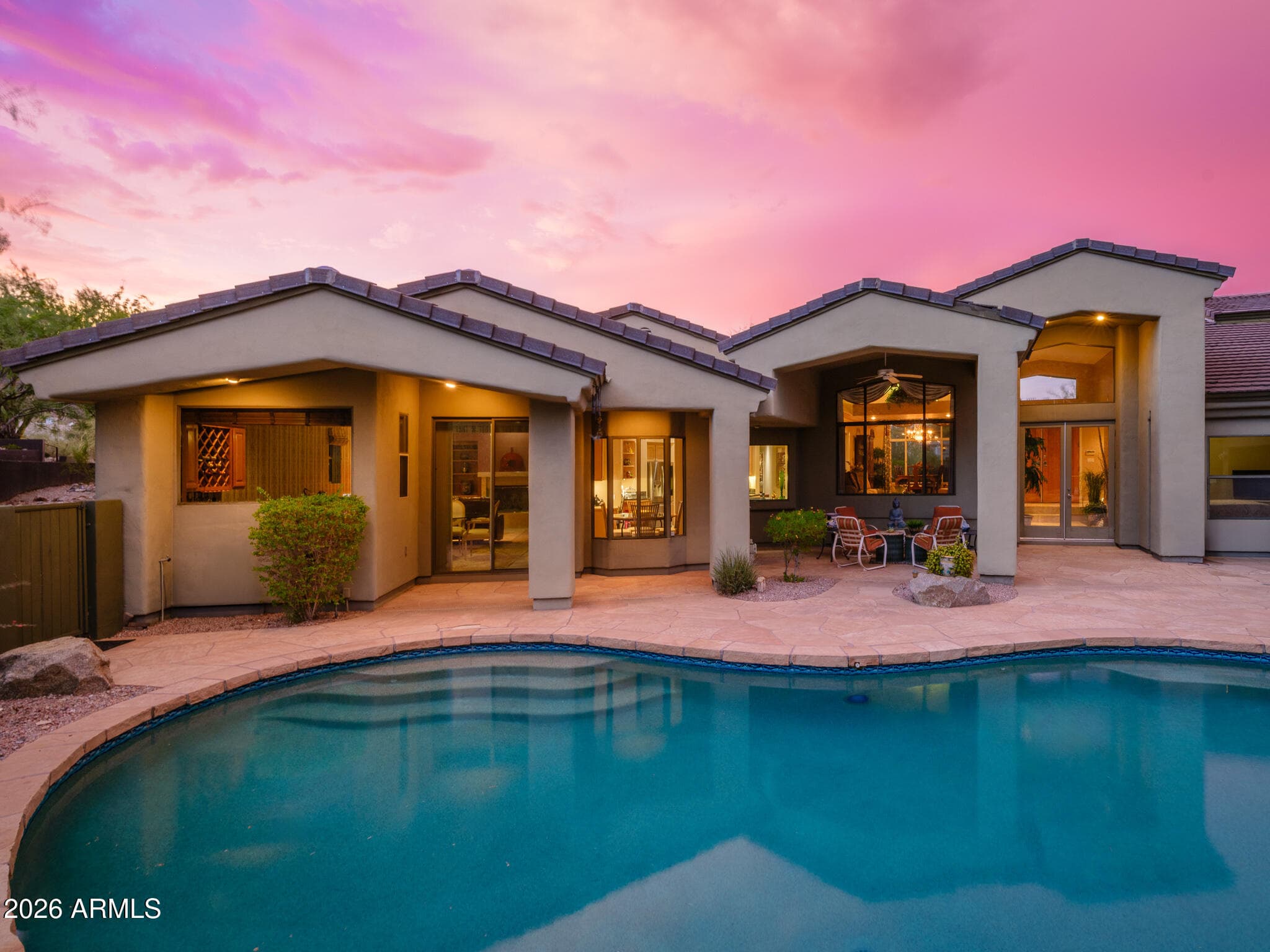 2329 E HATCHER Road, Phoenix, AZ 85028 — photo 5 of 40