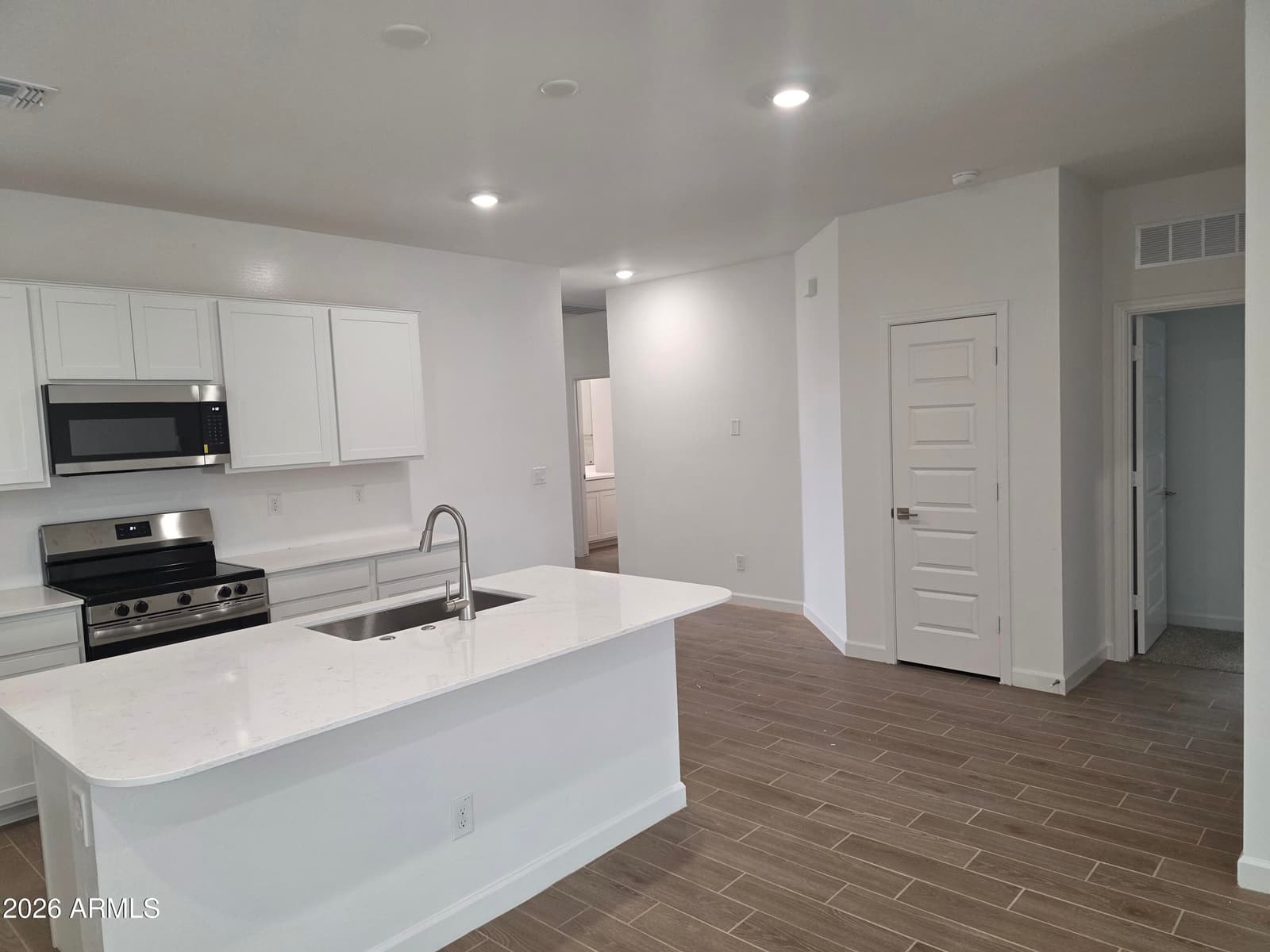 12588 W LOCUST Lane, Avondale, AZ 85323 — photo 4 of 7
