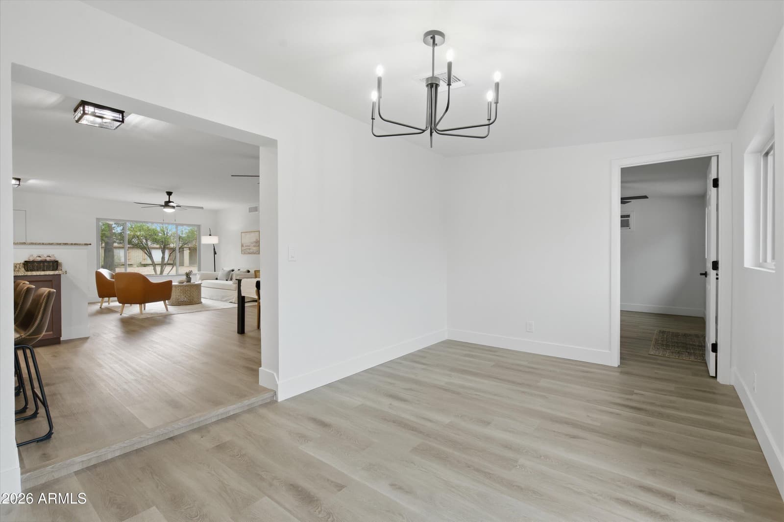 1023 W Carter Drive, Tempe, AZ 85282 — photo 13 of 33