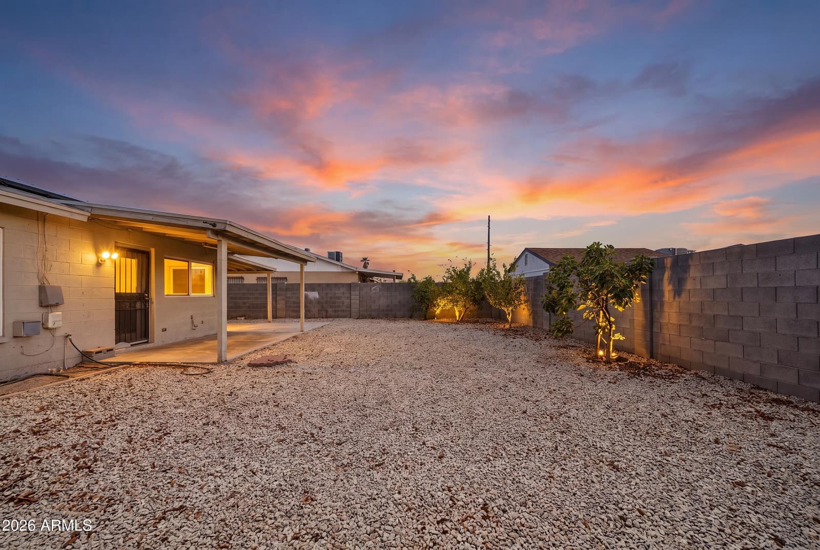3517 W WILLOW Avenue, Phoenix, AZ 85029 — photo 13 of 15