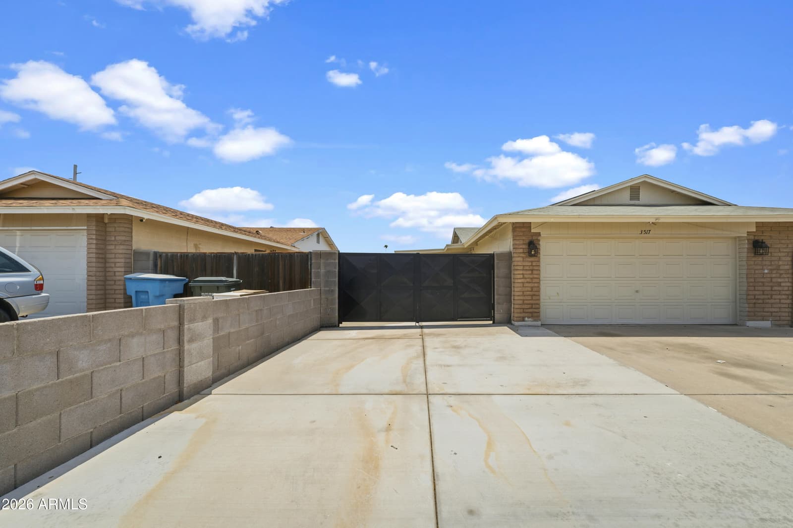 3517 W WILLOW Avenue, Phoenix, AZ 85029 — photo 3 of 15