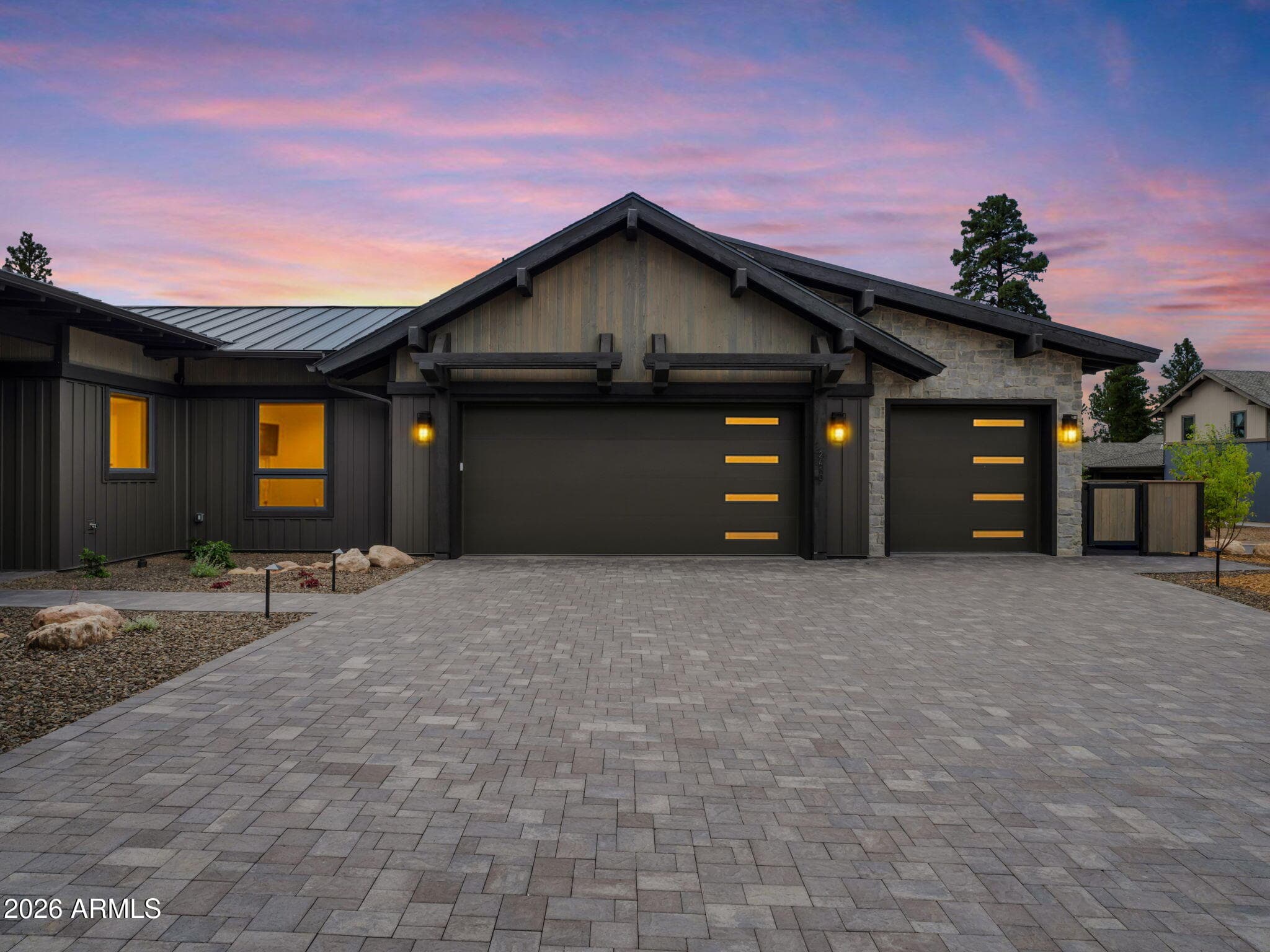2460 S Pinyon Jay Drive, Flagstaff, AZ 86005 — photo 3 of 51