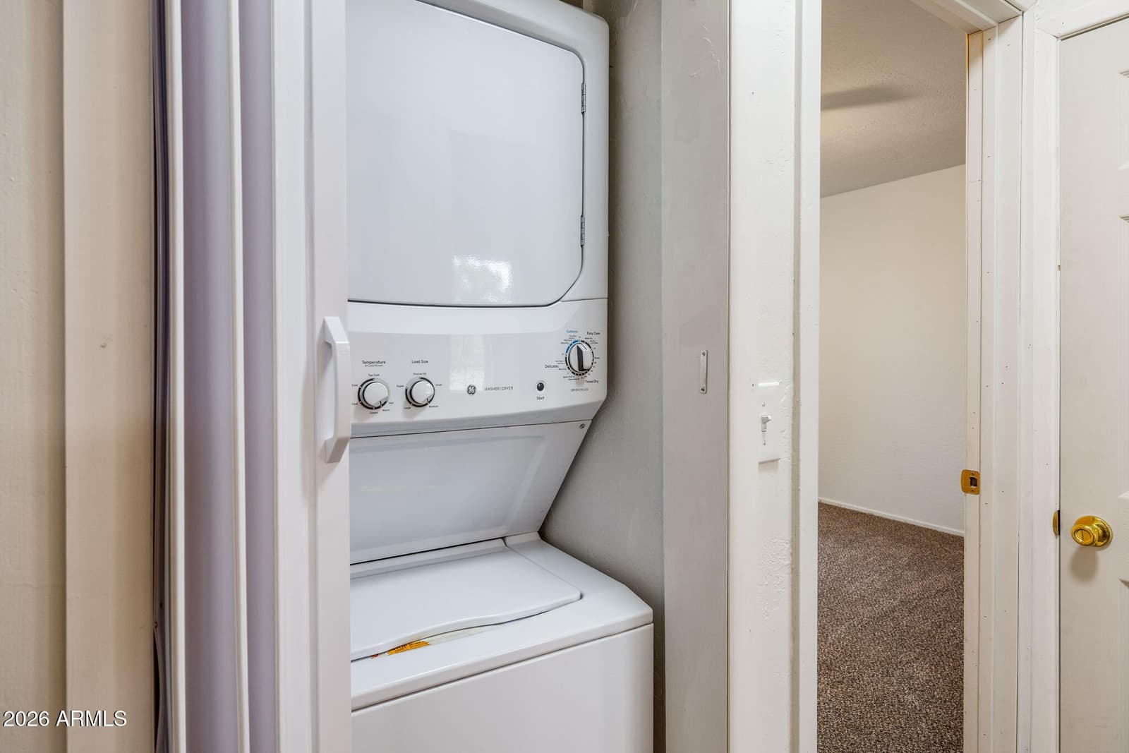 8376 APACHE Drive, Show Low, AZ 85901 — photo 10 of 20