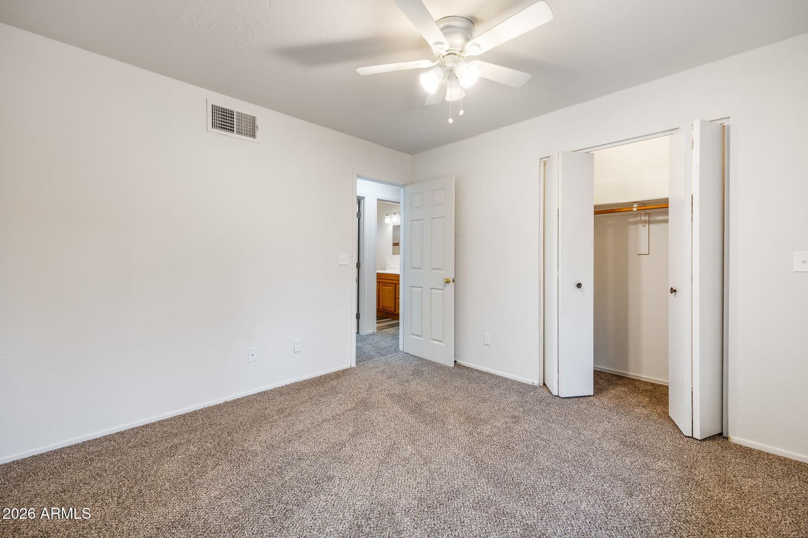8376 APACHE Drive, Show Low, AZ 85901 — photo 12 of 20