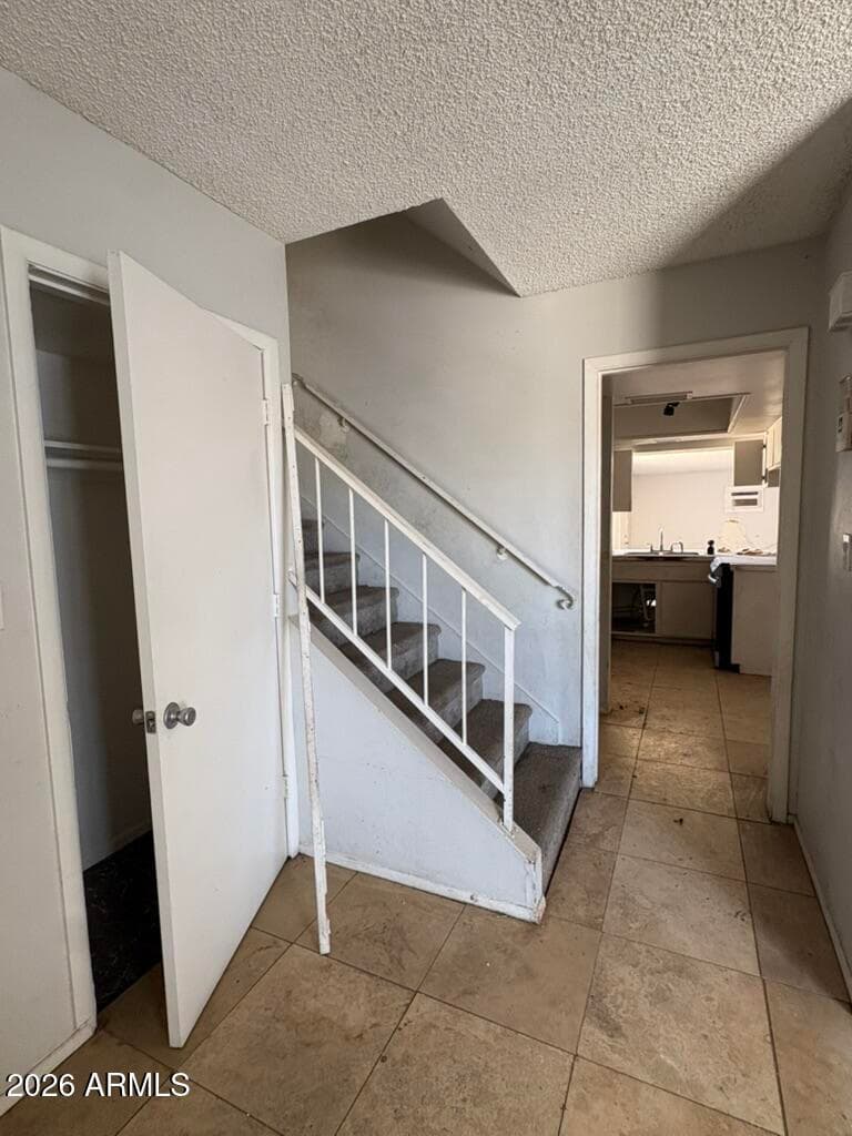 4137 W LUKE Avenue, Phoenix, AZ 85019 — photo 3 of 23
