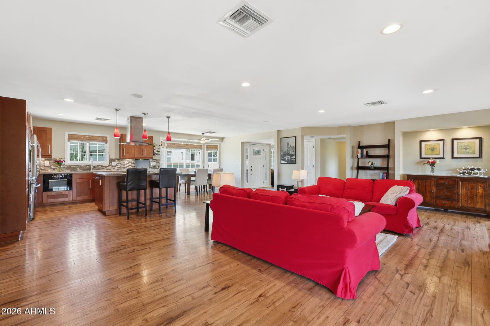 2019 E FLYNN Lane, Phoenix, AZ 85016 — photo 10 of 34