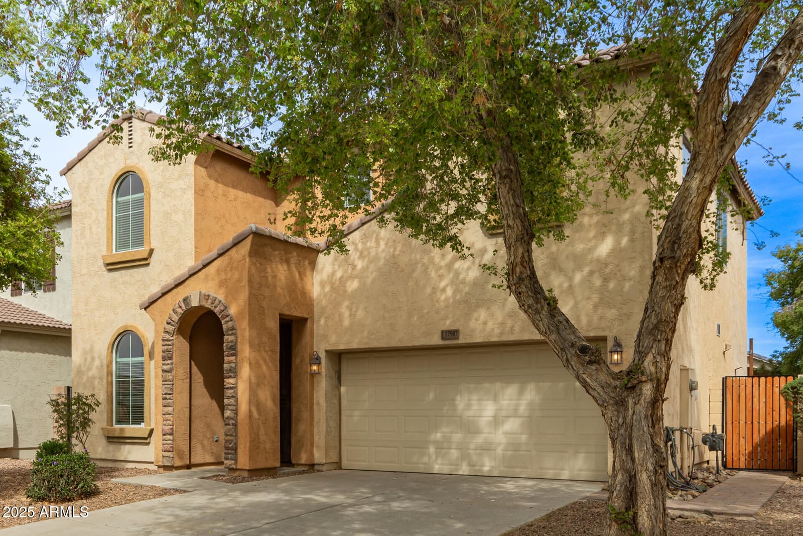 17507 N COSTA BRAVA Avenue, Maricopa, AZ 85139 — photo 3 of 37