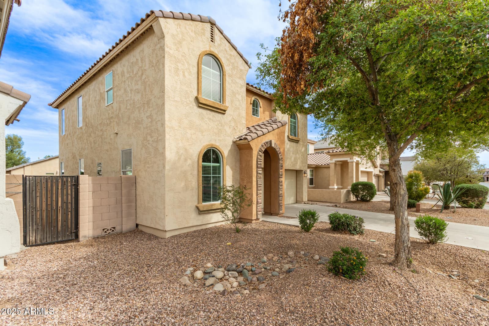 17507 N COSTA BRAVA Avenue, Maricopa, AZ 85139 — photo 5 of 37