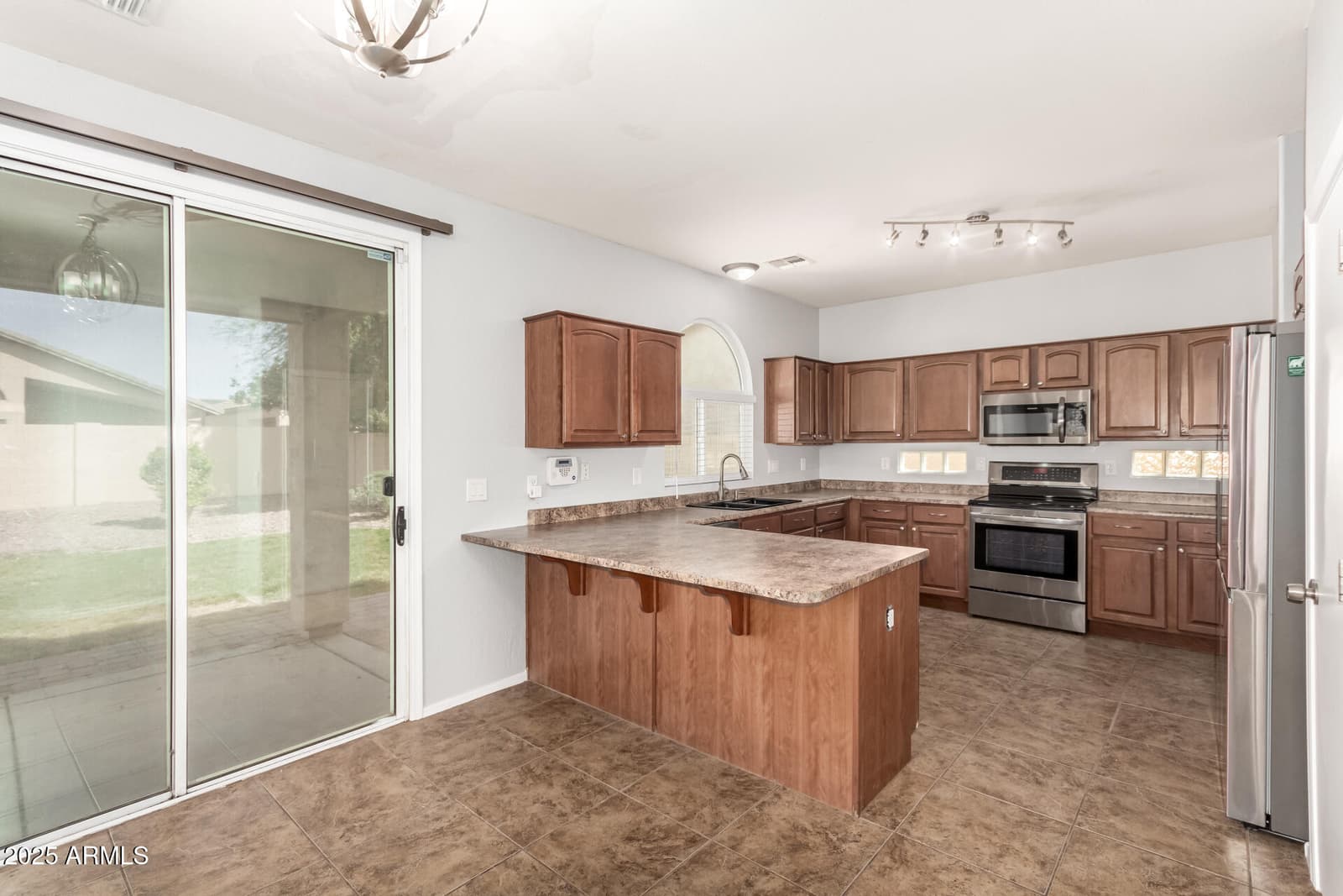 17507 N COSTA BRAVA Avenue, Maricopa, AZ 85139 — photo 10 of 37