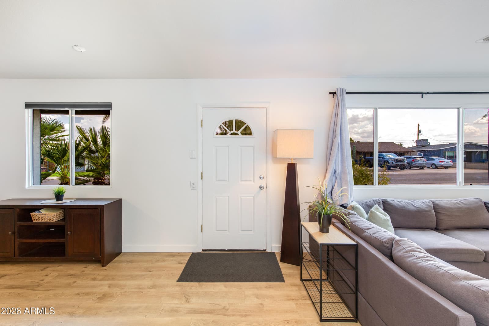 332 E TAYLOR Street, Tempe, AZ 85288 — photo 4 of 26