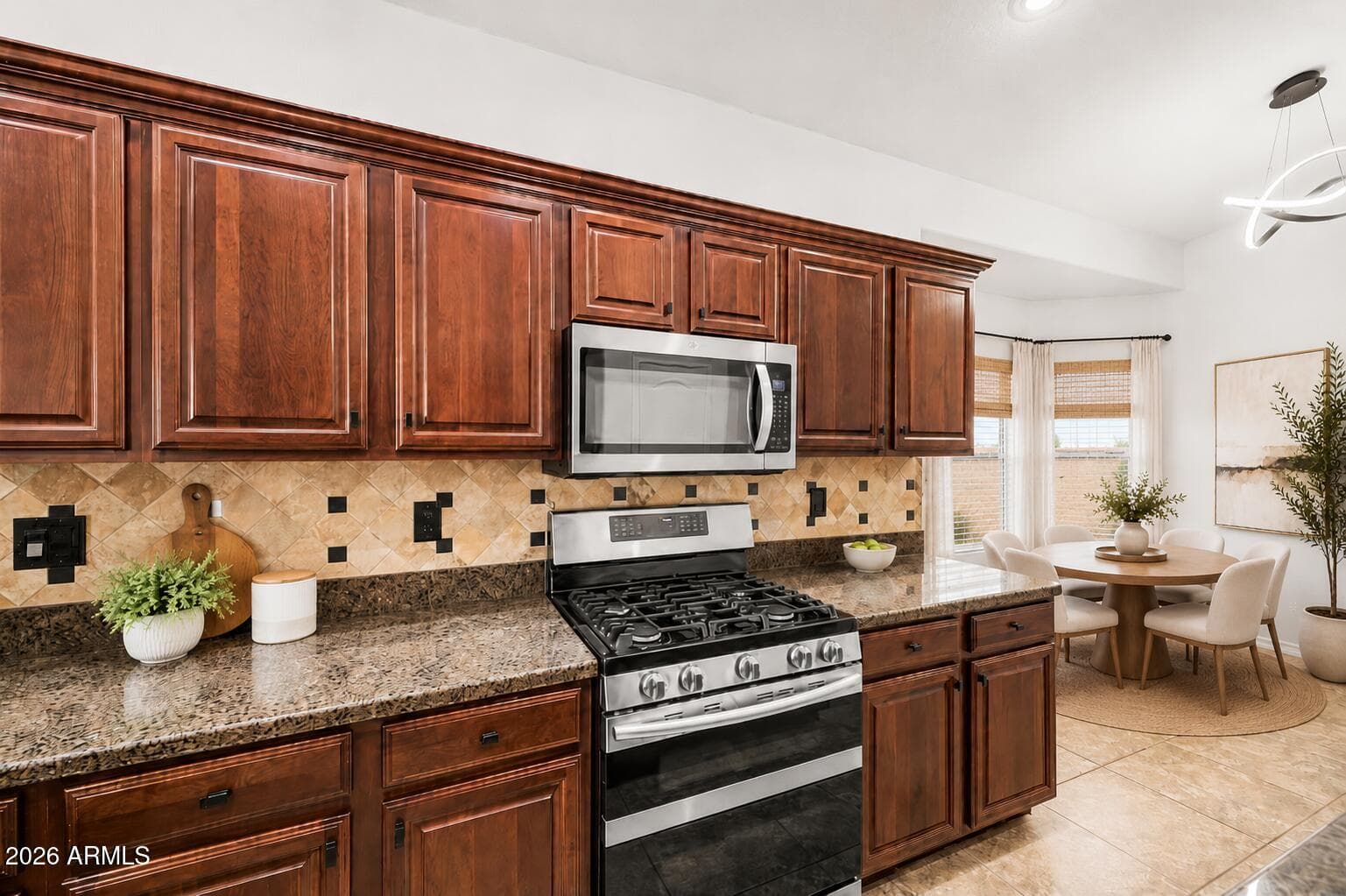 2021 E INDIGO Drive, Chandler, AZ 85286 — photo 10 of 35