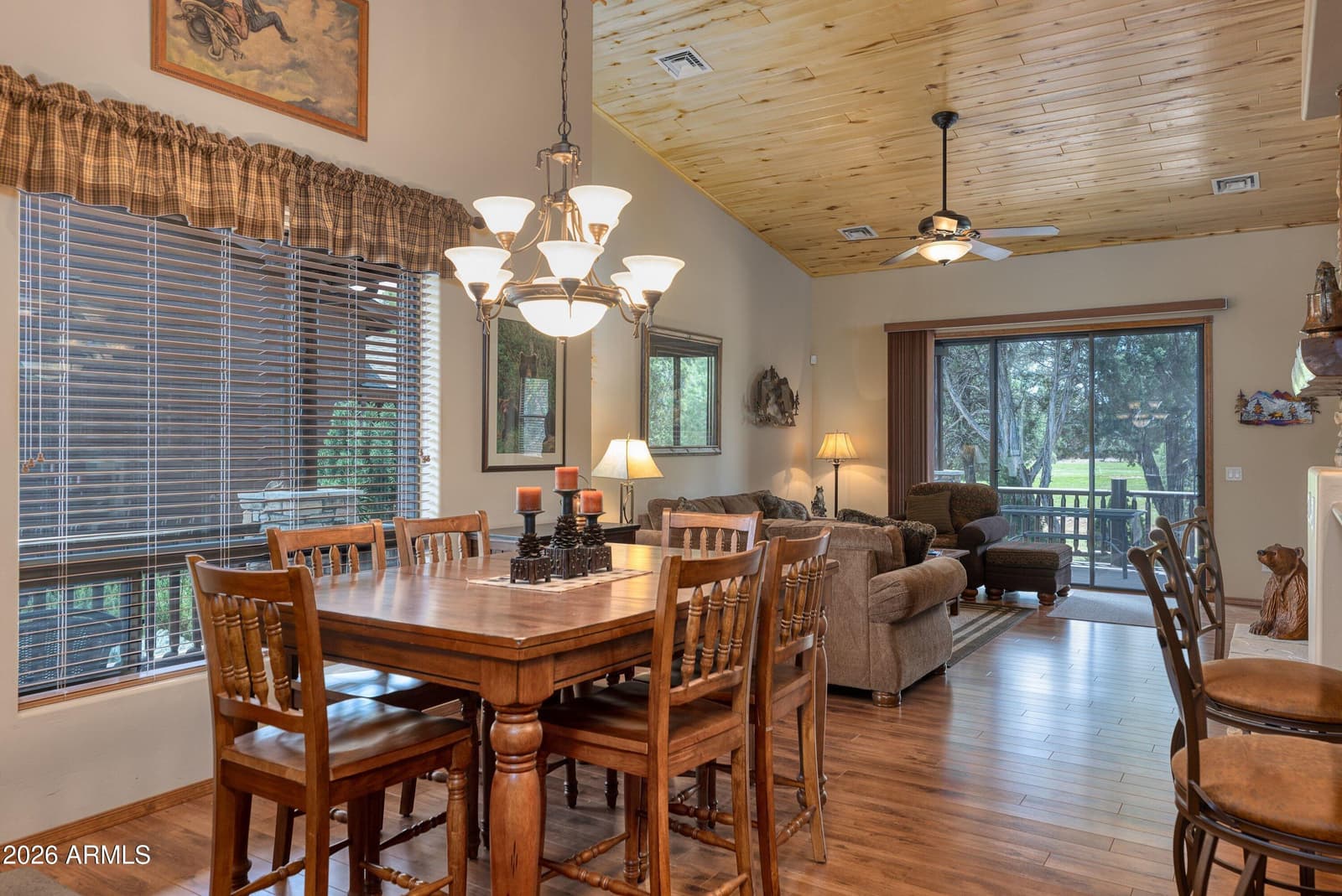 2821 W VILLA Loop, Show Low, AZ 85901 — photo 11 of 28