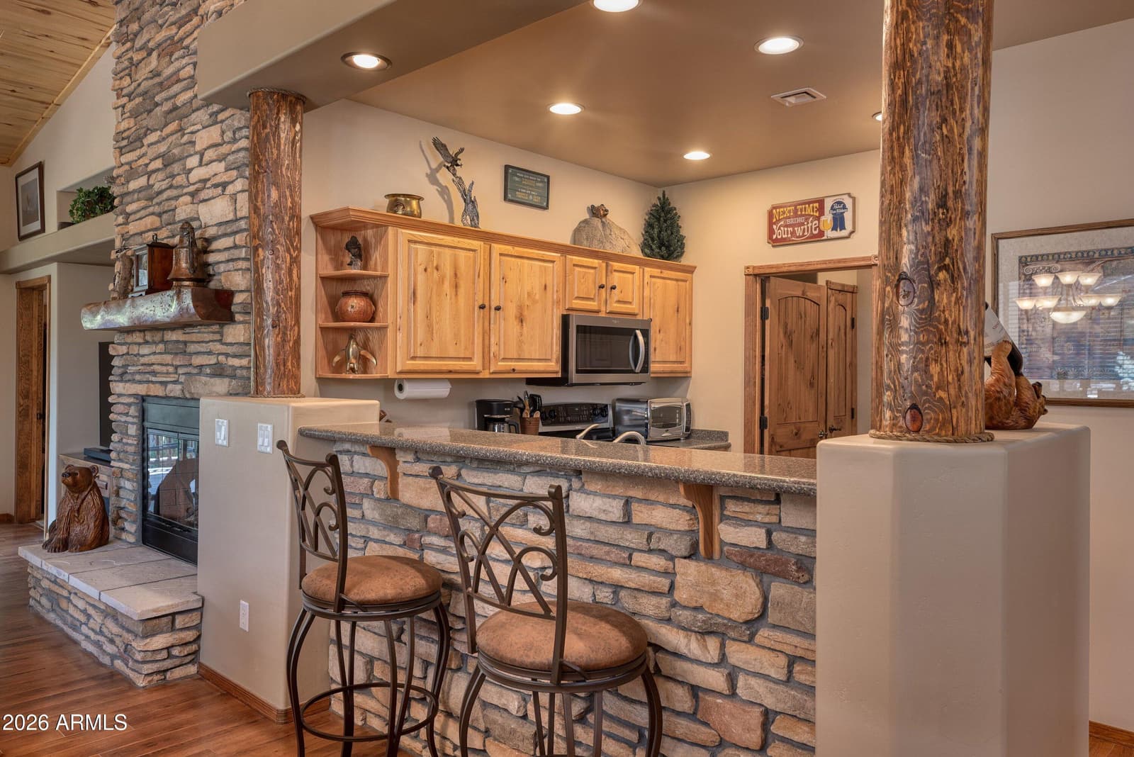 2821 W VILLA Loop, Show Low, AZ 85901 — photo 12 of 28
