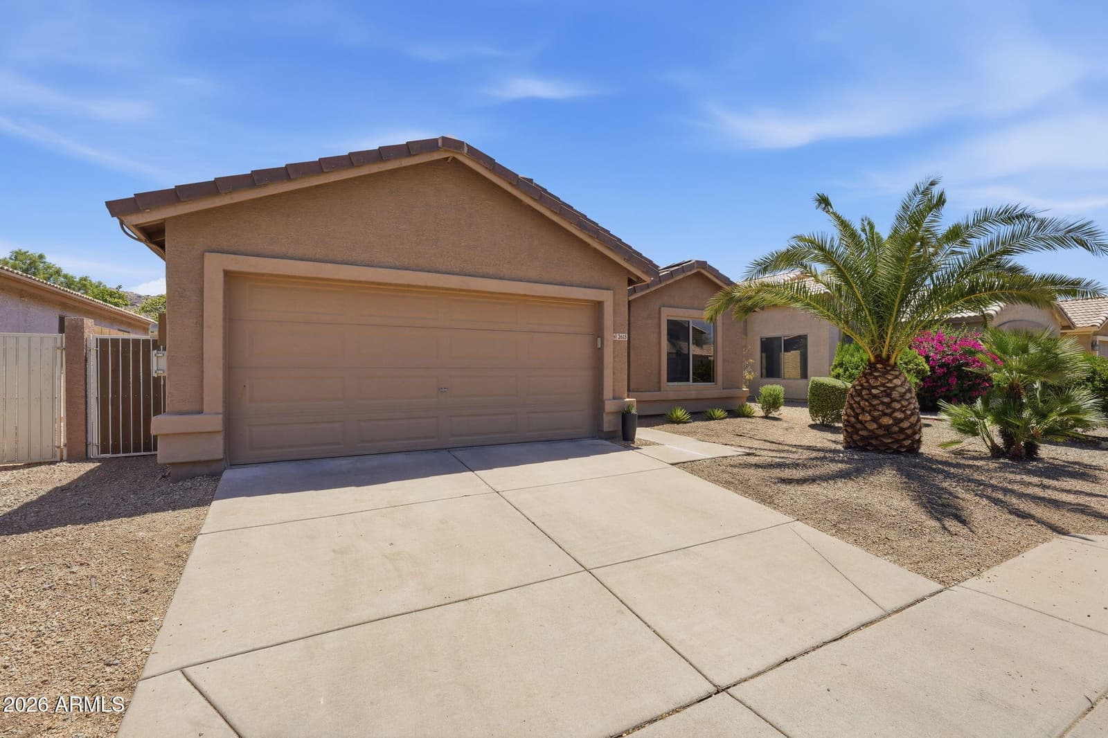 2615 E BEAUTIFUL Lane, Phoenix, AZ 85042 — photo 2 of 30