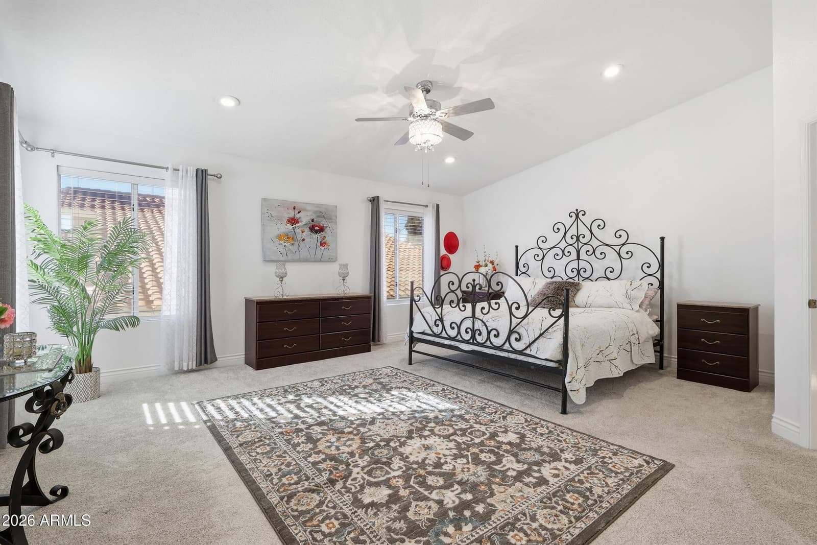 4553 E CAROLINA Drive, Phoenix, AZ 85032 — photo 10 of 59
