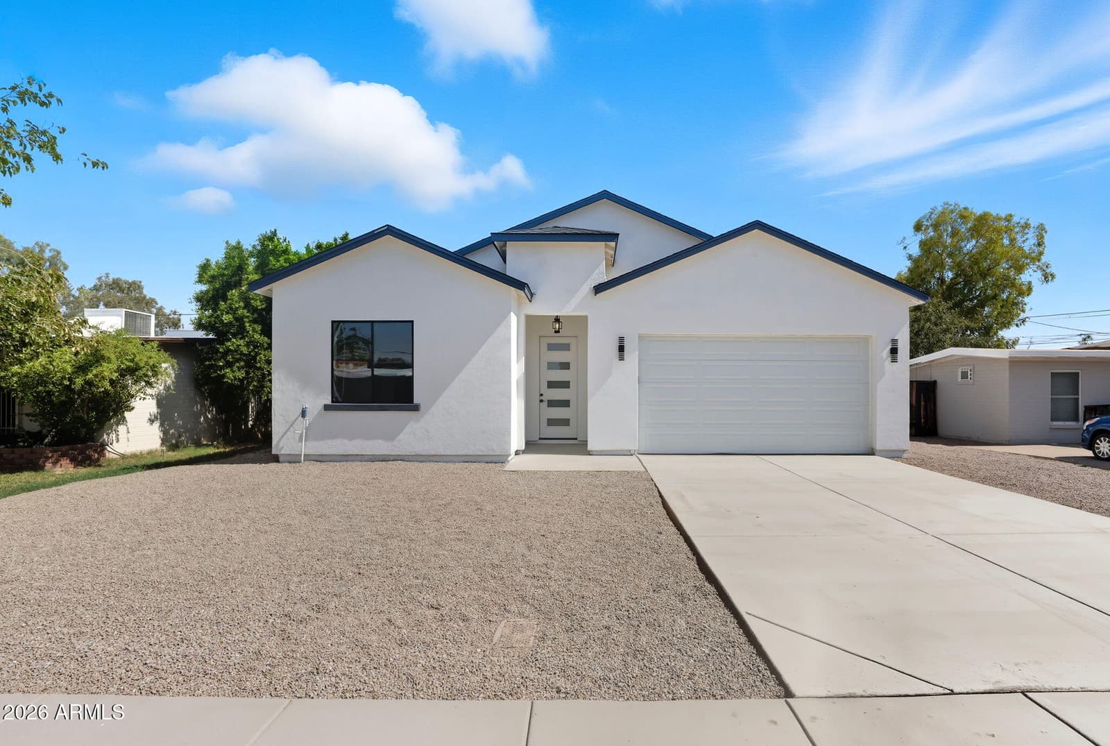 415 S Robert Road S, Tempe, AZ 85281 — photo 2 of 50