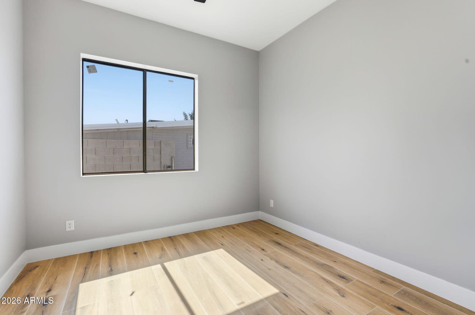 415 S Robert Road S, Tempe, AZ 85281 — photo 32 of 50