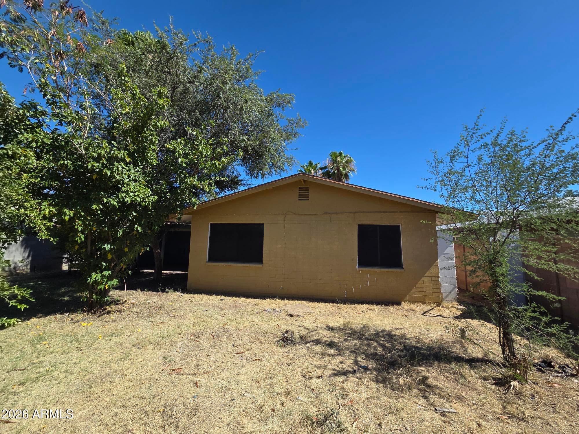 2217 W DAHLIA Drive, Phoenix, AZ 85029 — photo 13 of 17