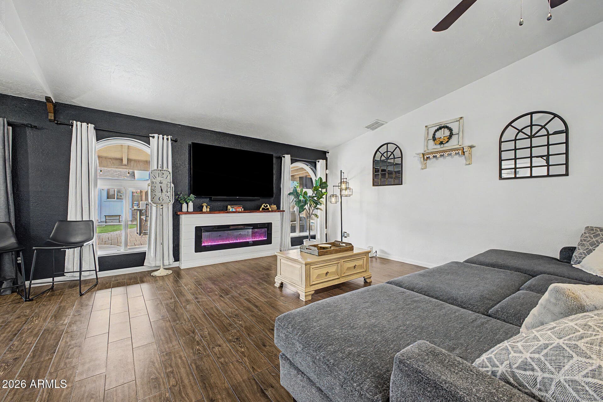 4040 W SWEETWATER Avenue, Phoenix, AZ 85029 — photo 12 of 73