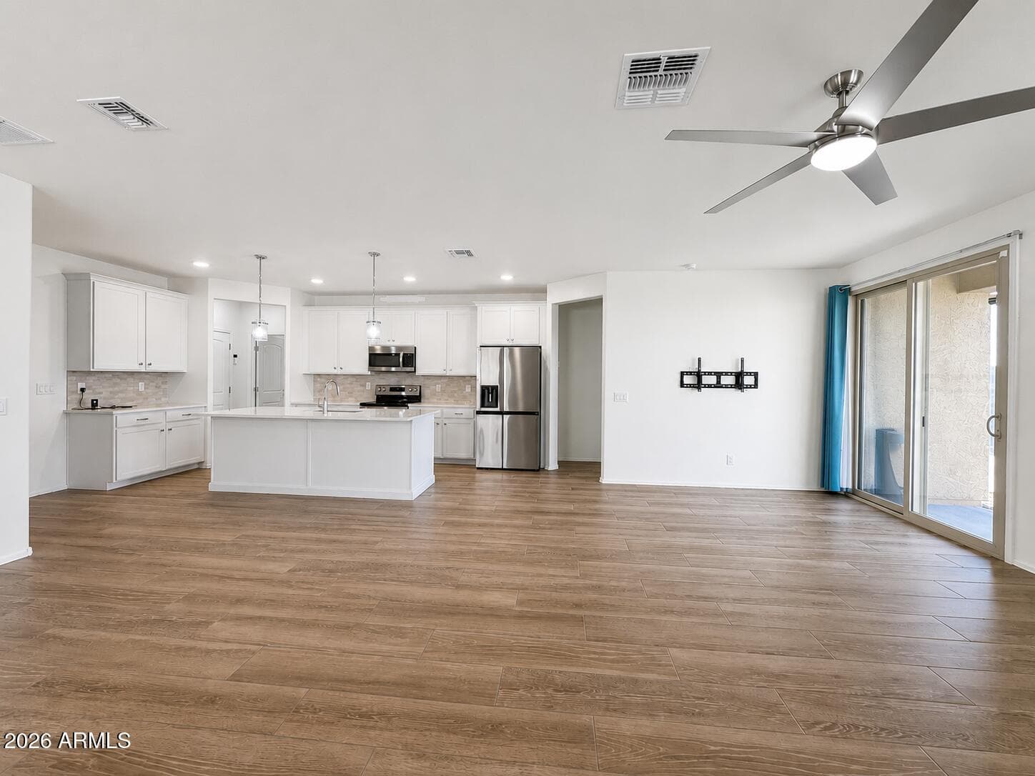 18252 W CIELO GRANDE Avenue, Surprise, AZ 85387 — photo 13 of 67