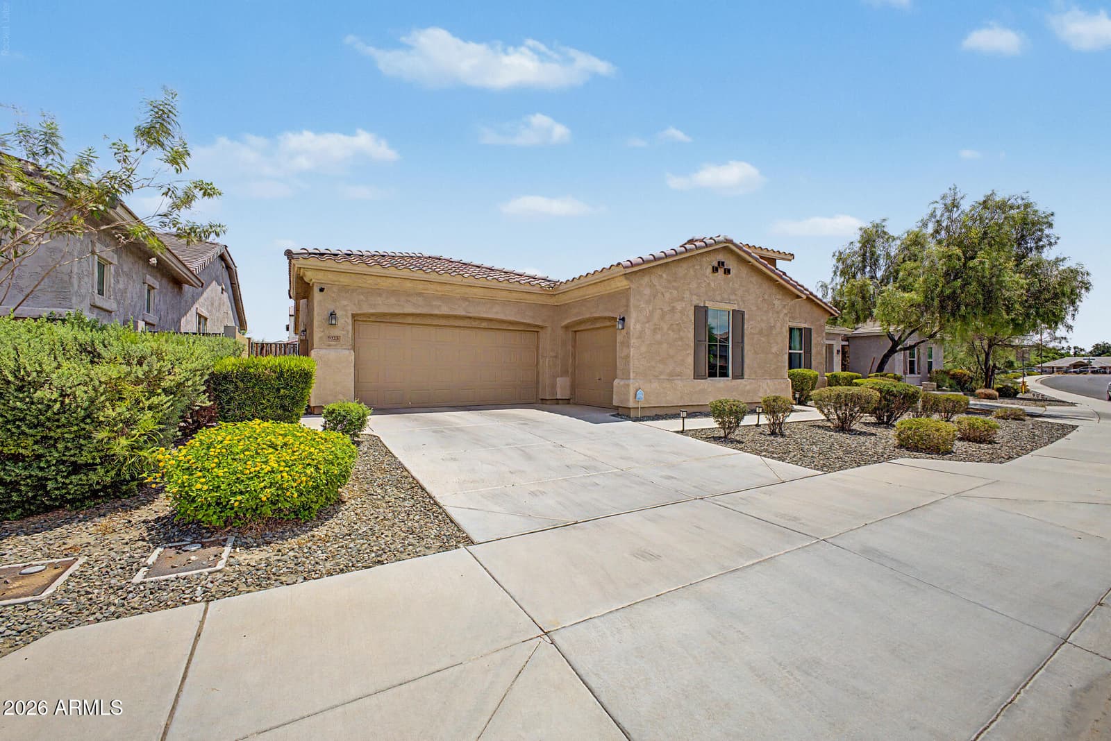 5025 N 190TH Drive, Litchfield Park, AZ 85340 — photo 1 of 37