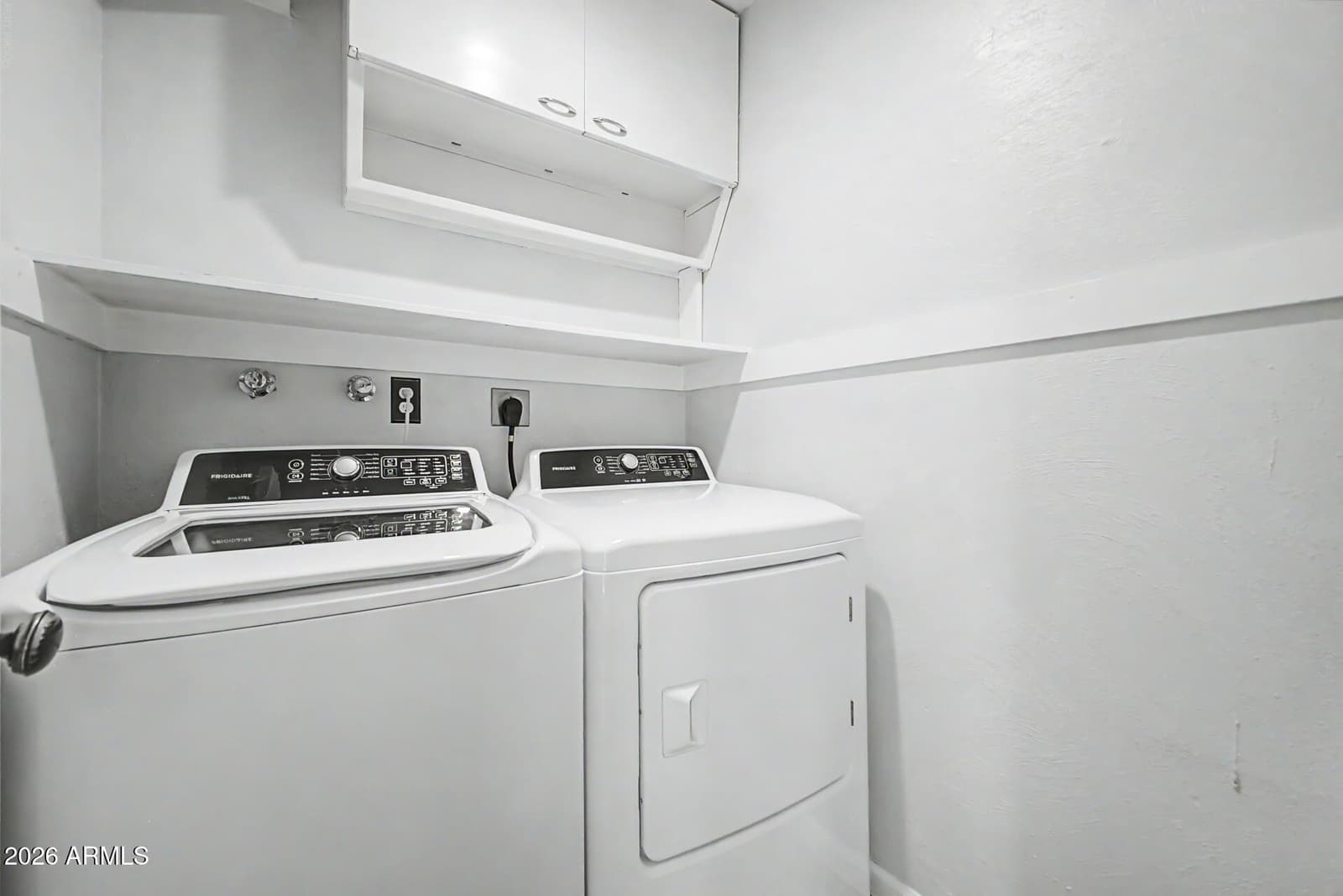181 LAGUNA Drive W, Litchfield Park, AZ 85340 — photo 25 of 33