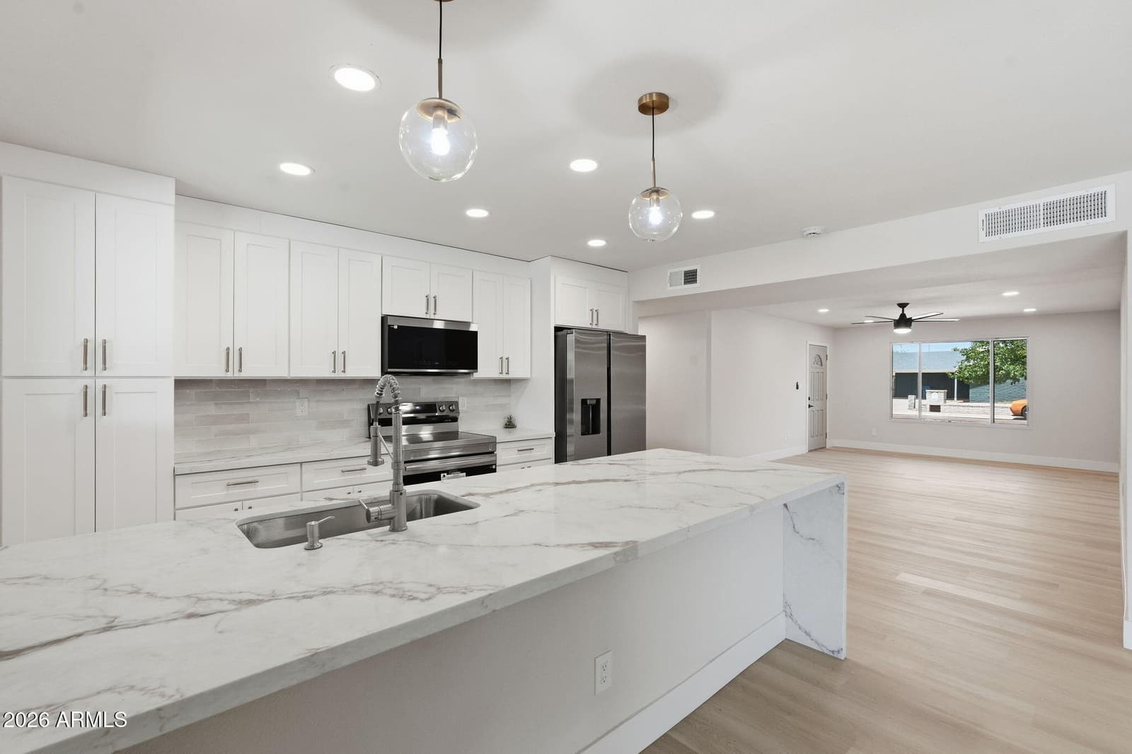 11002 N 45TH Avenue, Glendale, AZ 85304 — photo 15 of 41