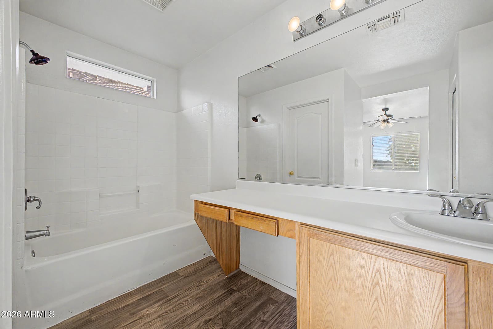 1454 E SHERATON Lane, Phoenix, AZ 85040 — photo 18 of 32