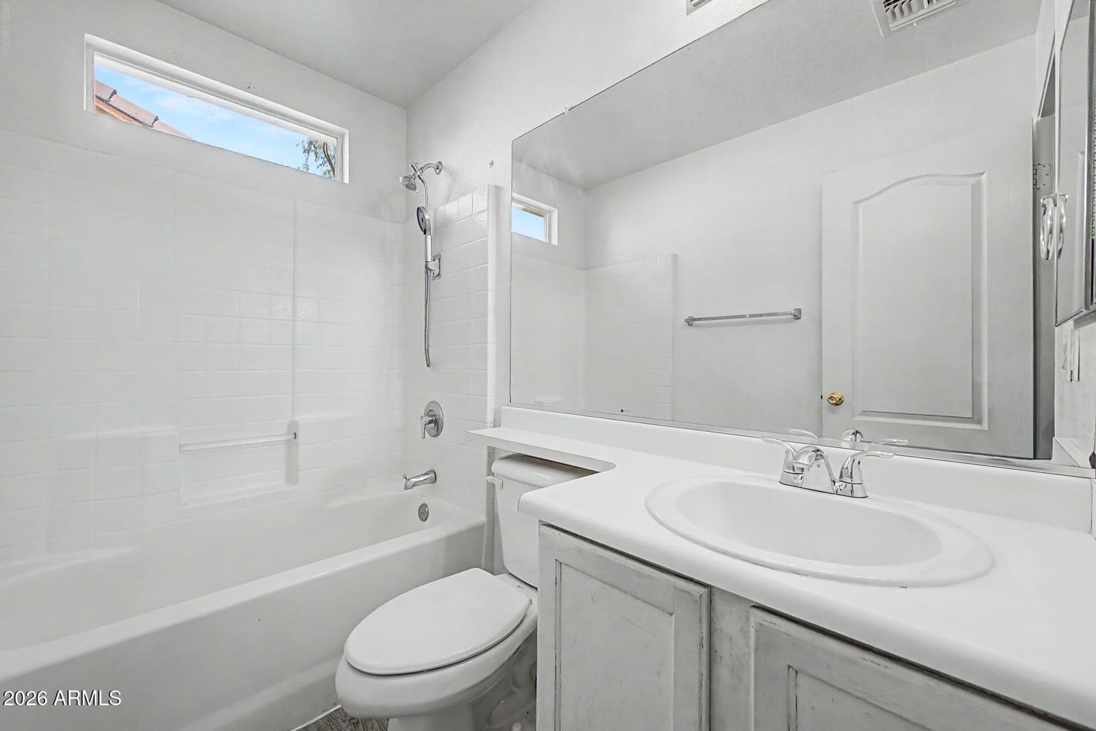1454 E SHERATON Lane, Phoenix, AZ 85040 — photo 27 of 32