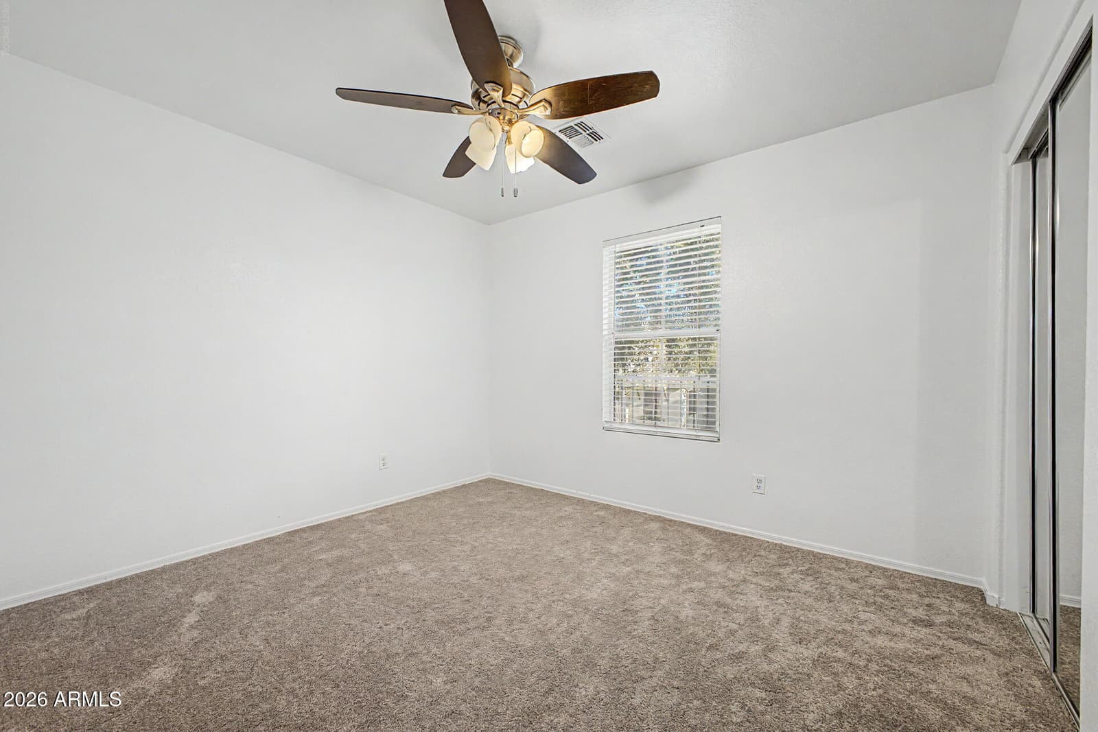 1454 E SHERATON Lane, Phoenix, AZ 85040 — photo 23 of 32
