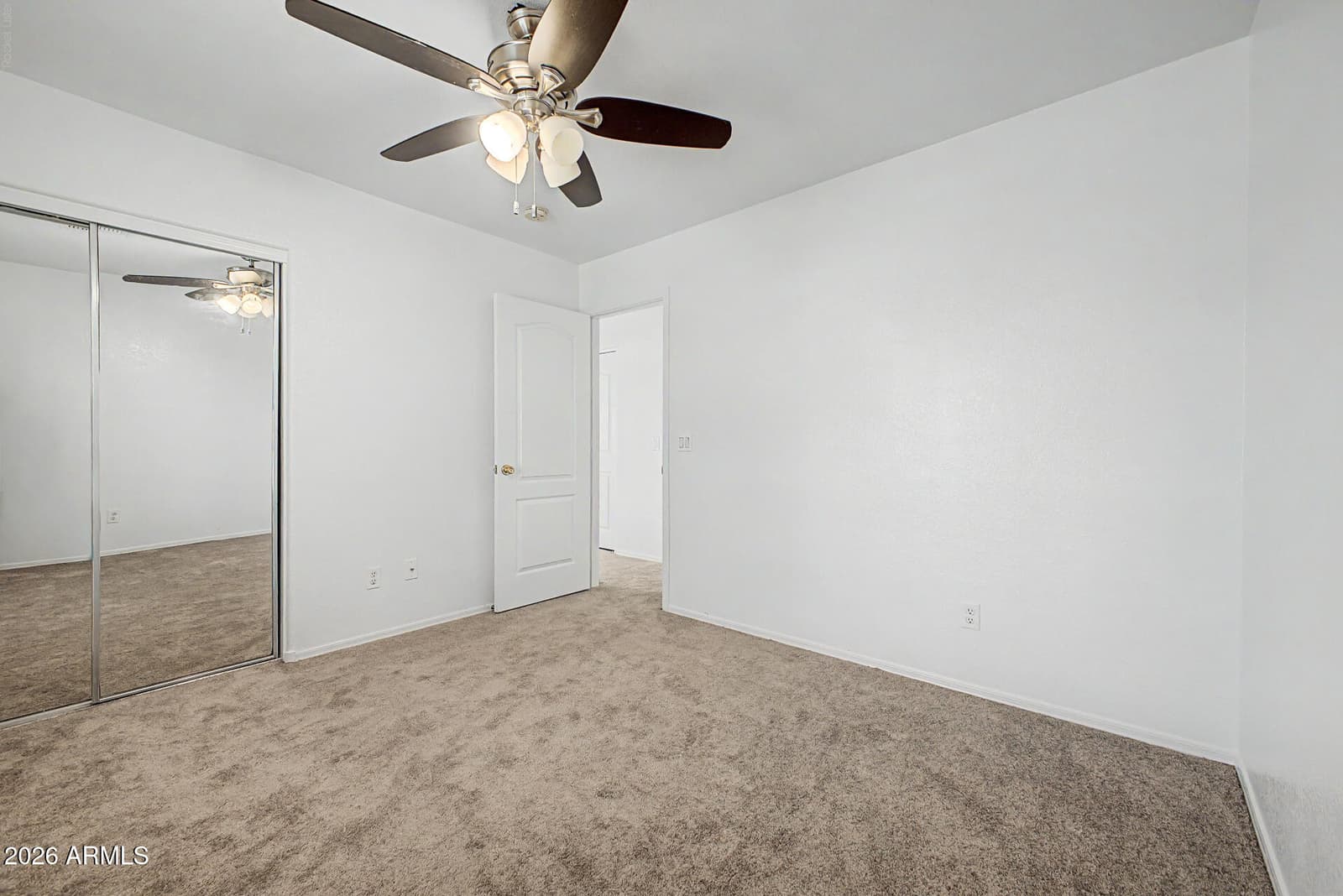 1454 E SHERATON Lane, Phoenix, AZ 85040 — photo 24 of 32