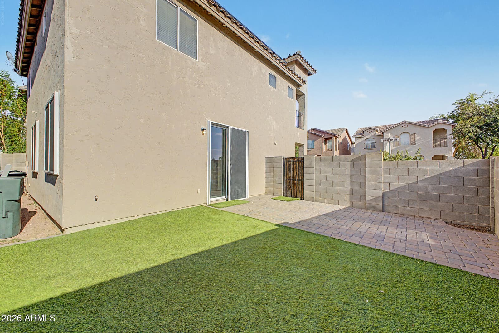 1454 E SHERATON Lane, Phoenix, AZ 85040 — photo 30 of 32