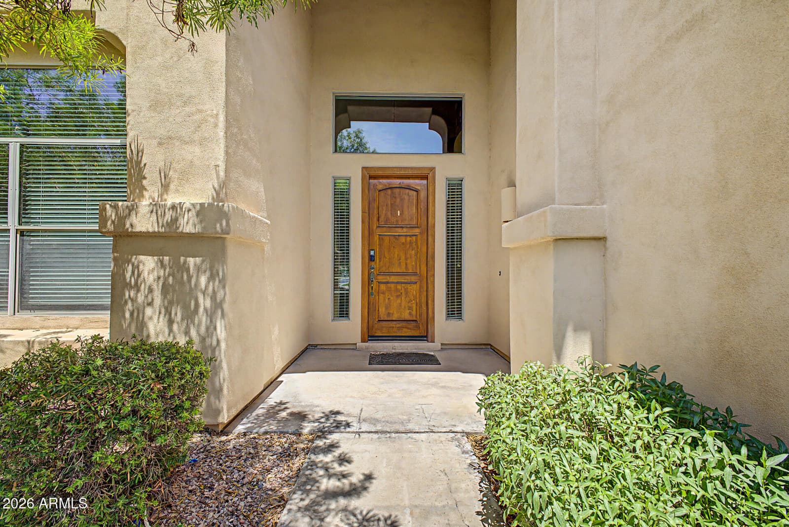 4420 S OLEANDER Drive, Chandler, AZ 85248 — photo 4 of 49