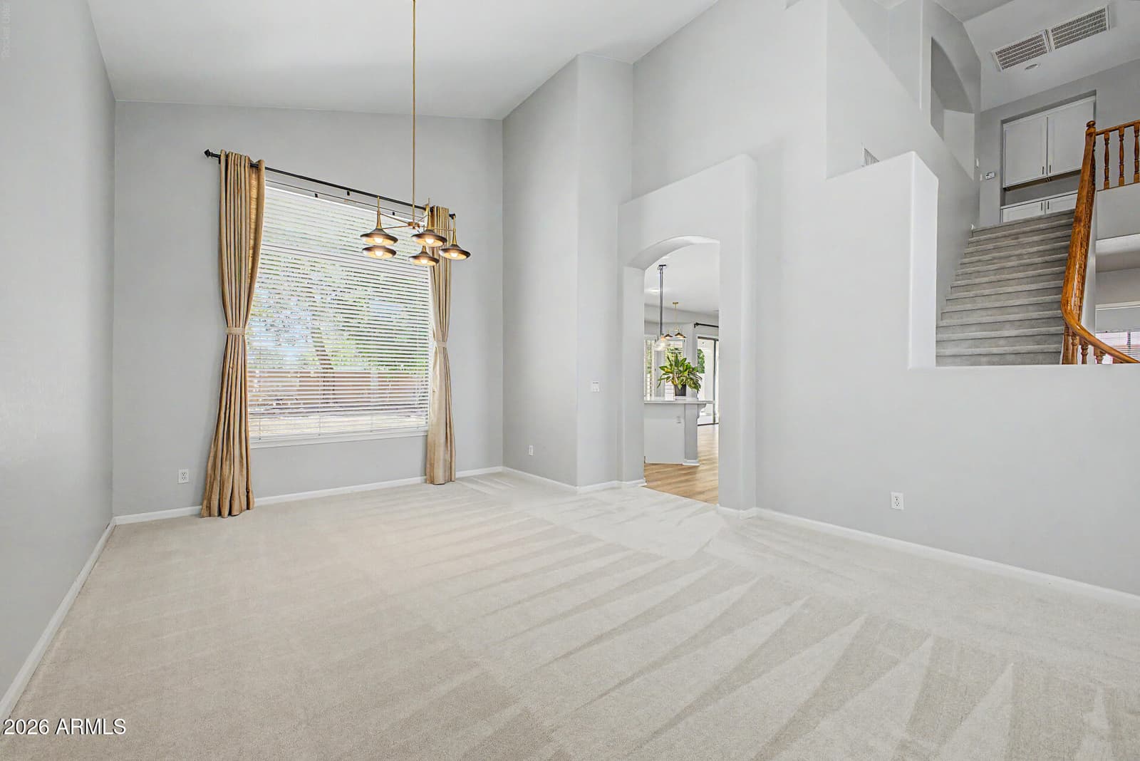 4420 S OLEANDER Drive, Chandler, AZ 85248 — photo 9 of 49