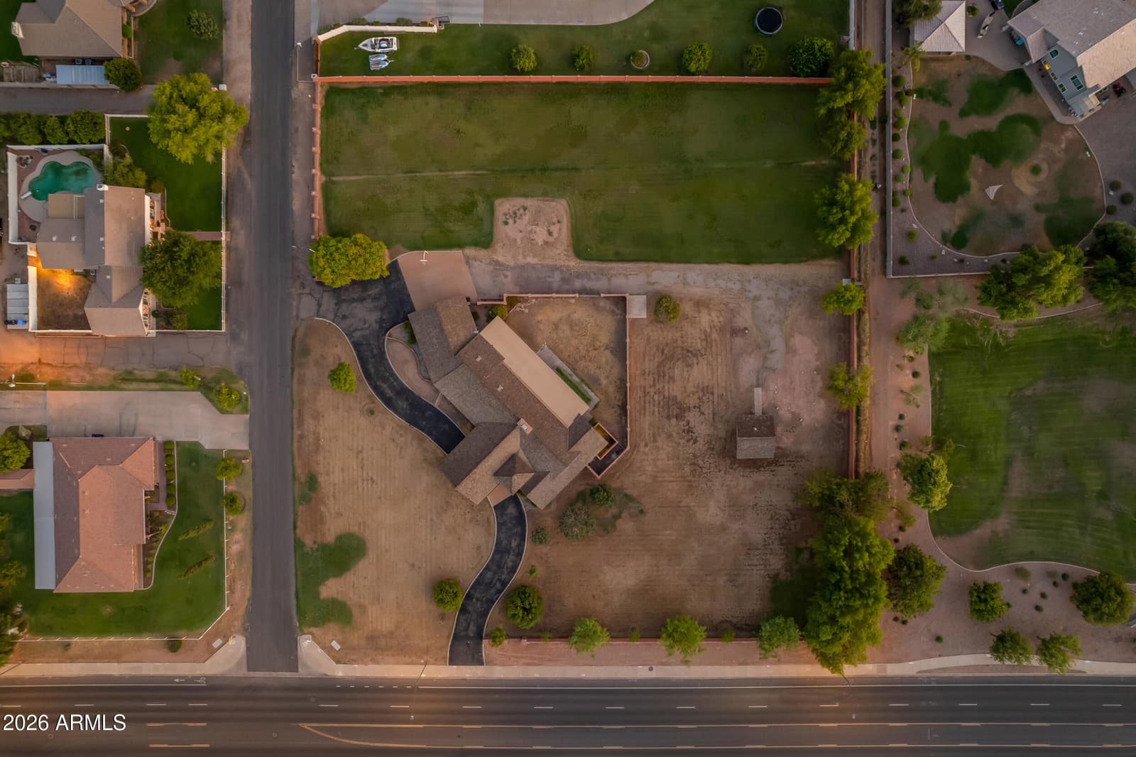1821 E ELLIOT Road, Gilbert, AZ 85234 — photo 7 of 113