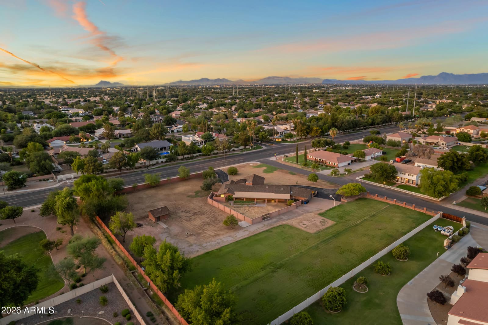 1821 E ELLIOT Road, Gilbert, AZ 85234 — photo 10 of 113