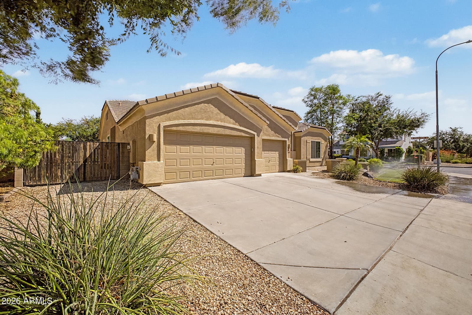 4769 E KARSTEN Drive, Chandler, AZ 85249 — photo 14 of 65