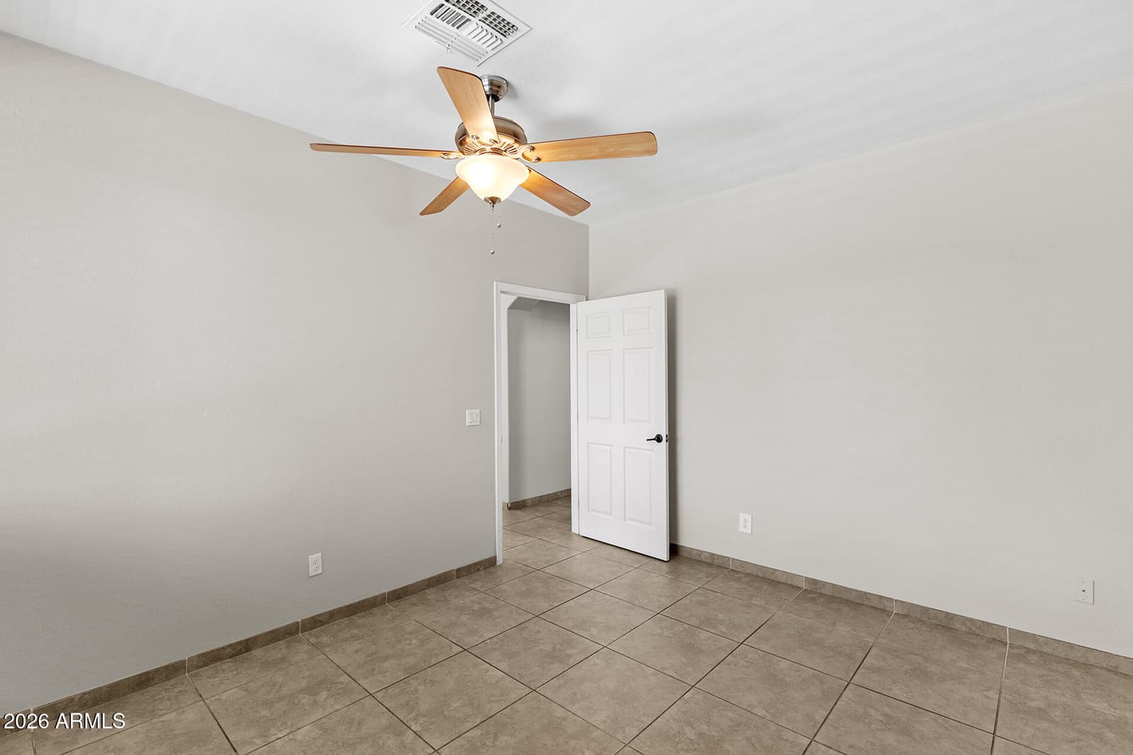 32933 N DOUBLE BAR Road, San Tan Valley, AZ 85144 — photo 14 of 57