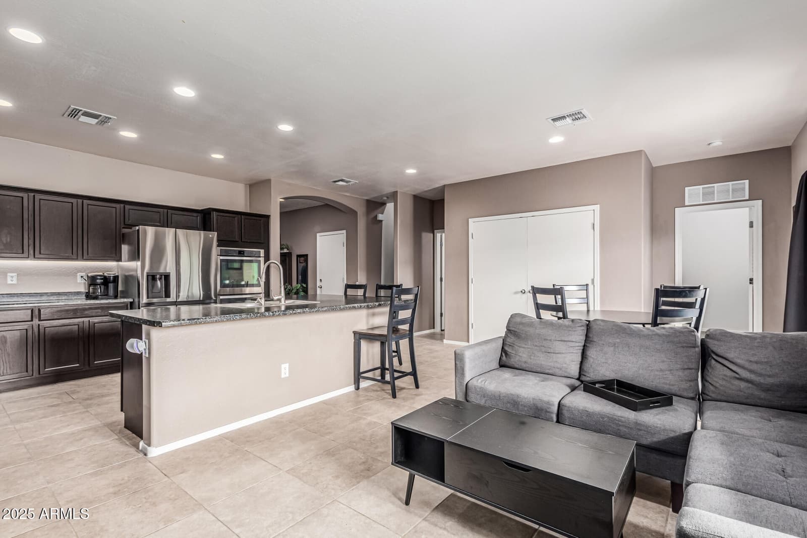 831 S BUENA VISTA Drive, Apache Junction, AZ 85120 — photo 11 of 41
