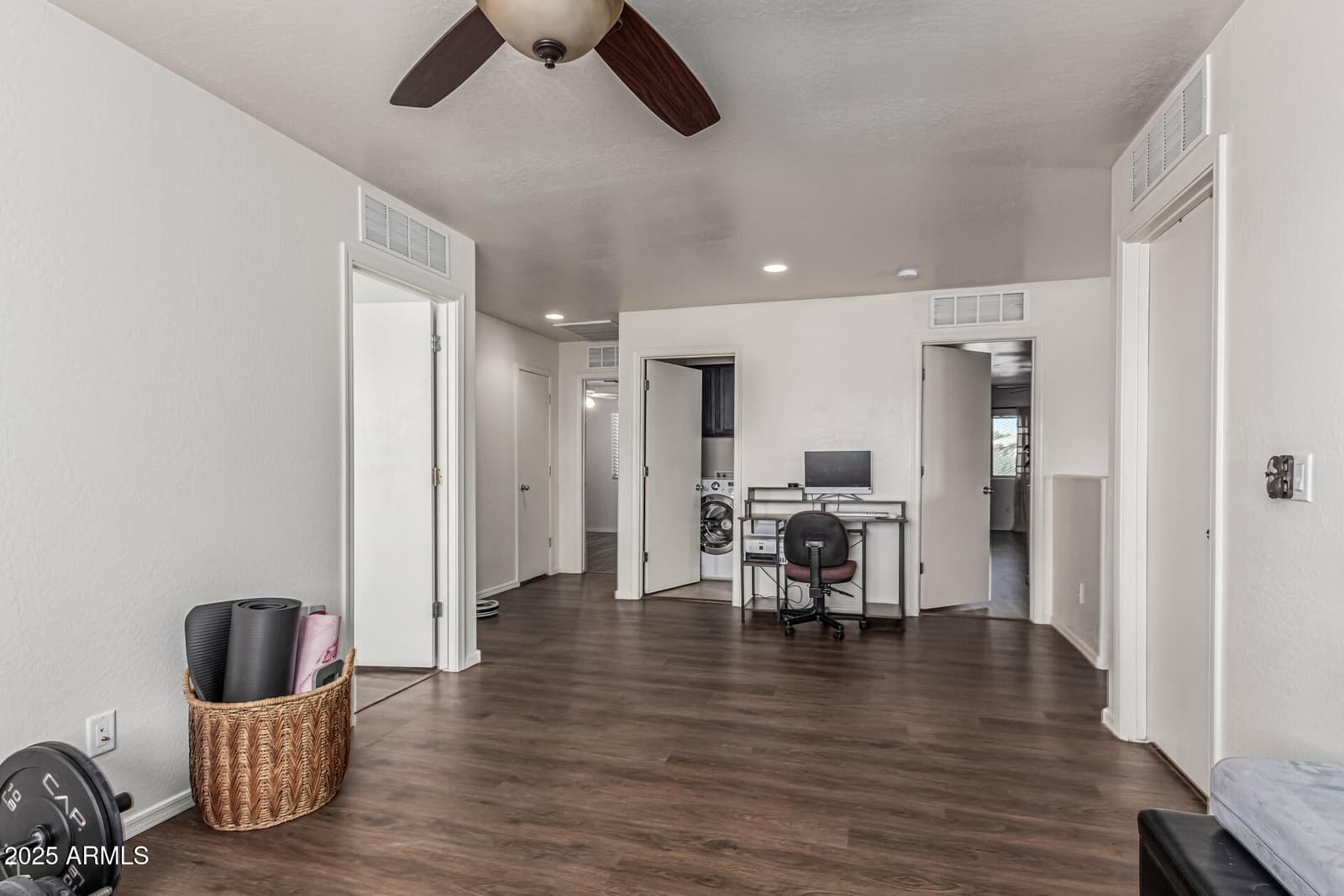 831 S BUENA VISTA Drive, Apache Junction, AZ 85120 — photo 35 of 41